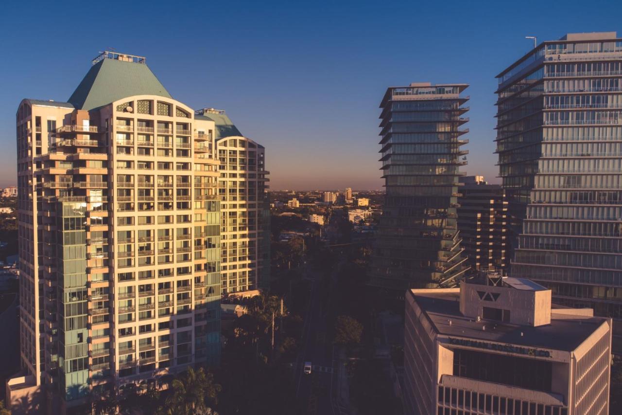 The Ritz-Carlton Coconut Grove, Miami Hotel Exterior photo