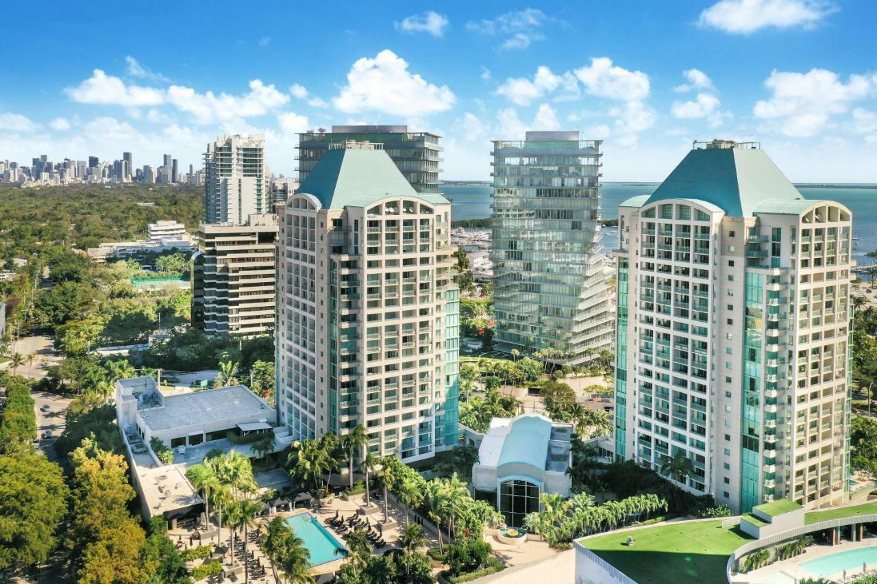 The Ritz-Carlton Coconut Grove, Miami Hotel Exterior photo